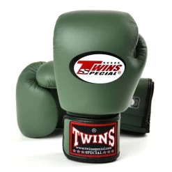 Twins Leather Velcro Boxing Gloves 31 Twins Leather Velcro Boxing Gloves -Boxing & Martial Arts Equipment Shop duh0qegnjxd 93591.1698675956