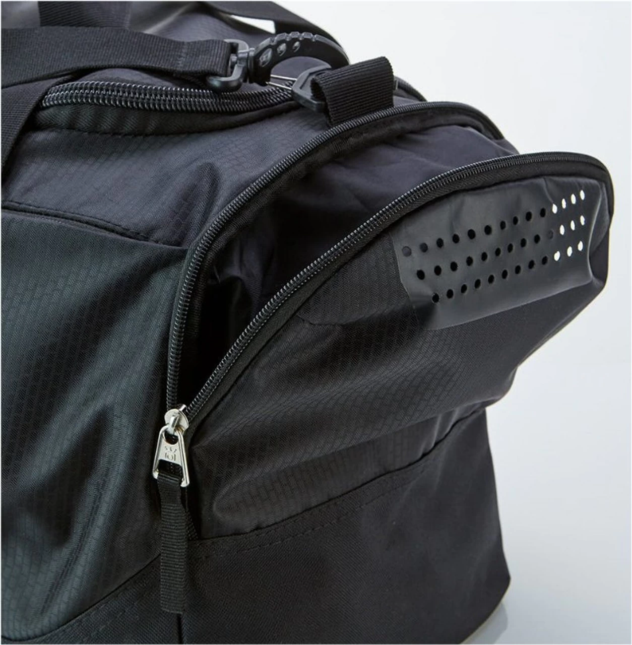 Blitz Training Holdall 5 Blitz Training Holdall - Image 5