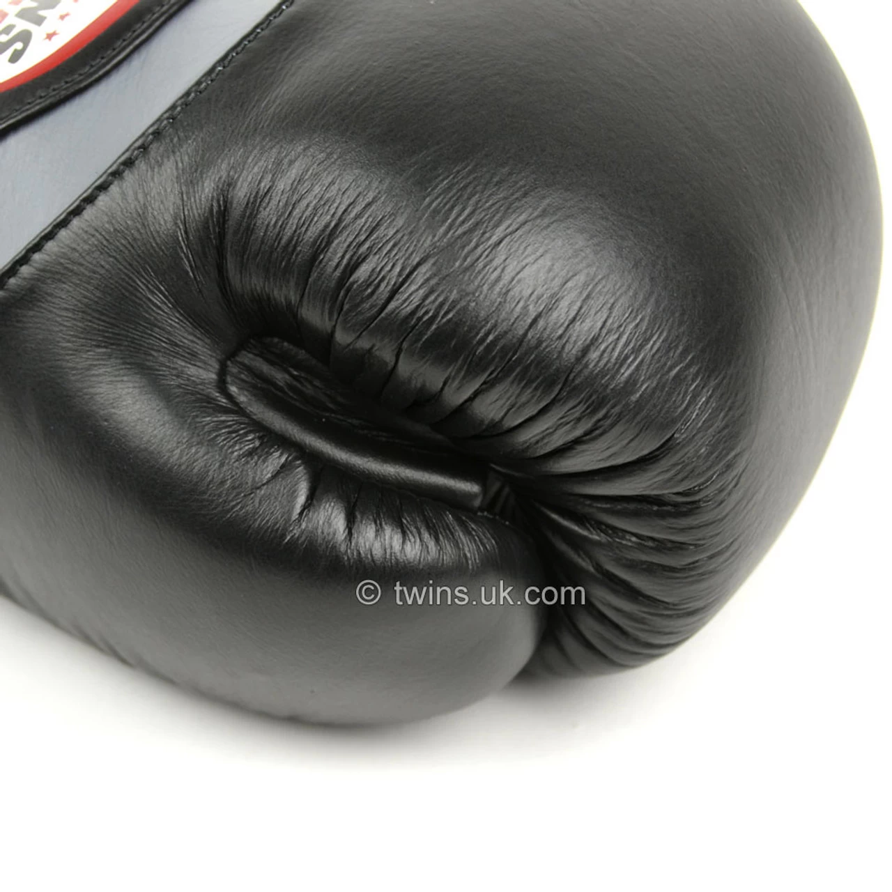 Twins Deluxe Sparring Gloves 13 Twins Deluxe Sparring Gloves - Image 13