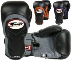 Twins Deluxe Sparring Gloves
