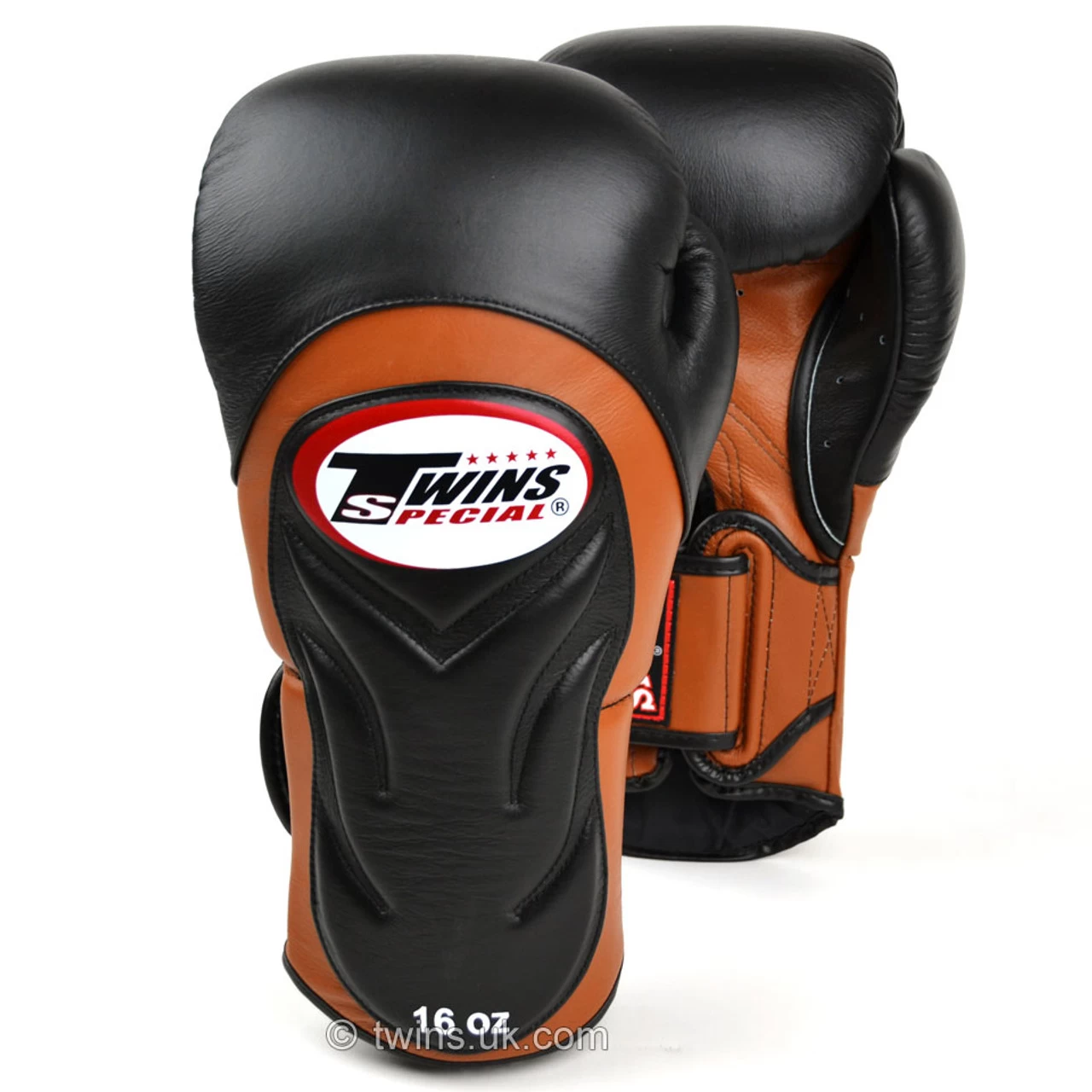 Twins Deluxe Sparring Gloves 2 Twins Deluxe Sparring Gloves - Image 2