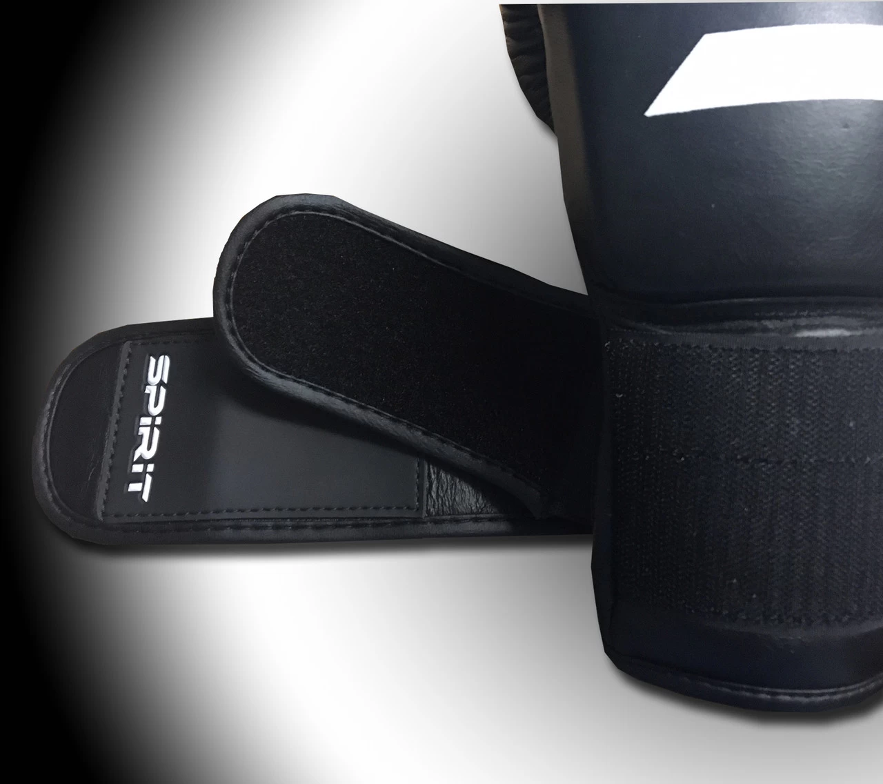 Spirit Sports Deluxe Leather Boxing Gloves 4 Spirit Sports Deluxe Leather Boxing Gloves - Image 4