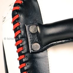 Fairtex Curved Standard Kick Pads 13 Fairtex Curved Standard Kick Pads -Boxing & Martial Arts Equipment Shop ywocag1qxbj 99978.1654609759